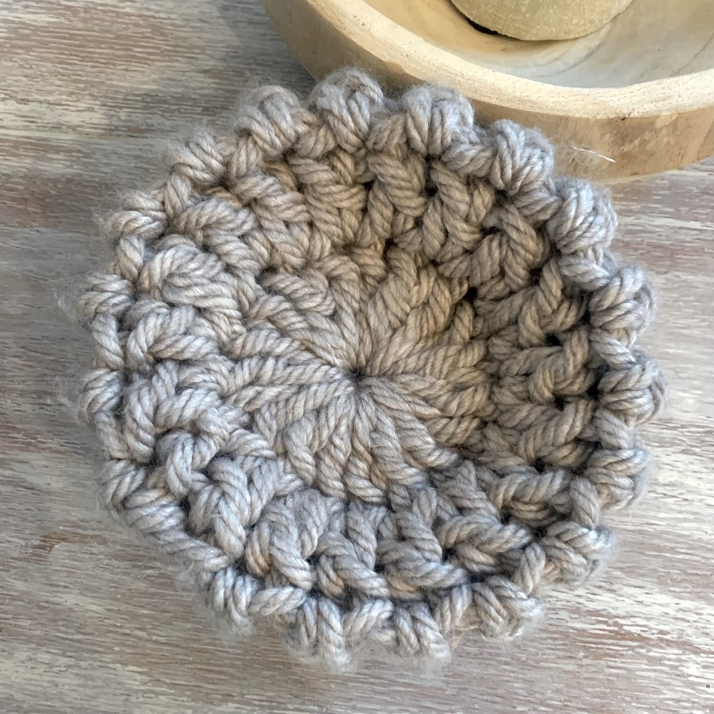 🌿 Handmade Crochet Basket - Picture 3 of 7
